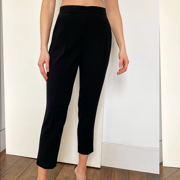 Aritzia Babaton Cropped Cohen pant- size 8. Worn a few times. Army green - Picture 8 of 9